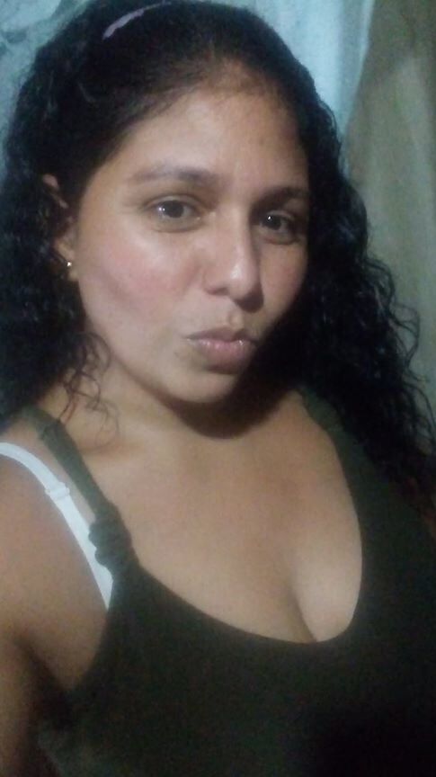 samira lopez poblana caliente