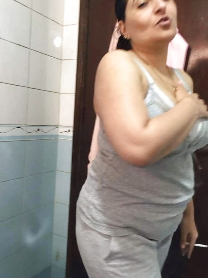 Desi matuer aunty