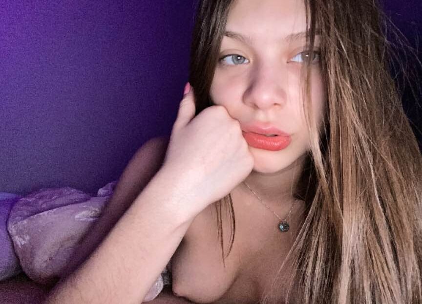 Exposed sluts, Fotzen Tittenspezial