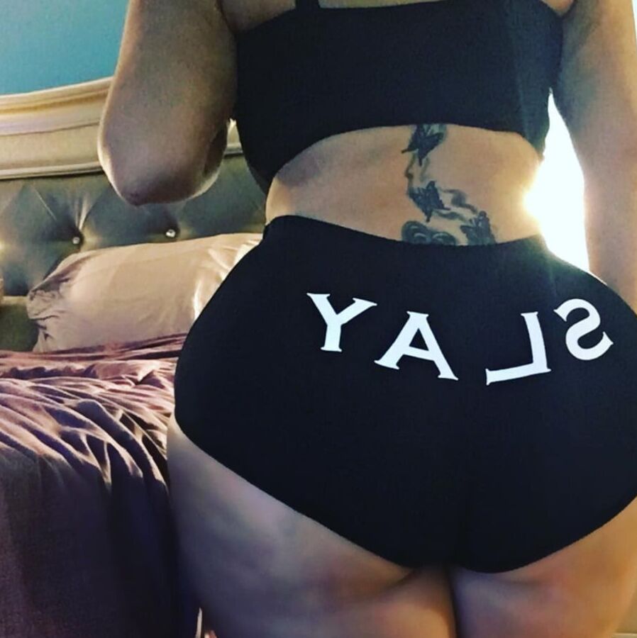 Curvy Redbone