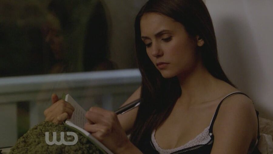 Nina Dobrev