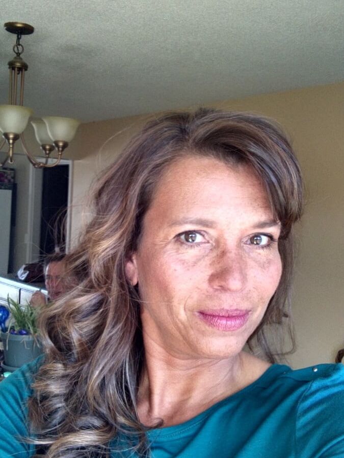 Backyard wife exposed