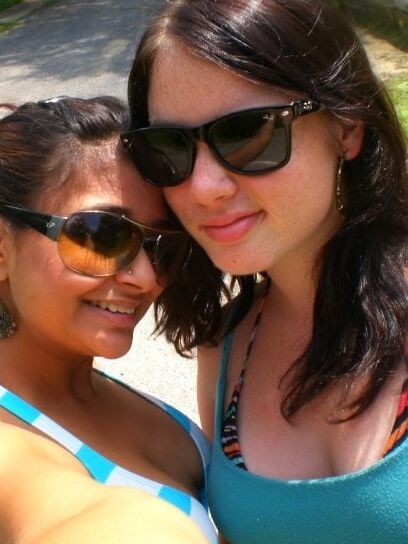 Desi Indian Paki Cleavage Part