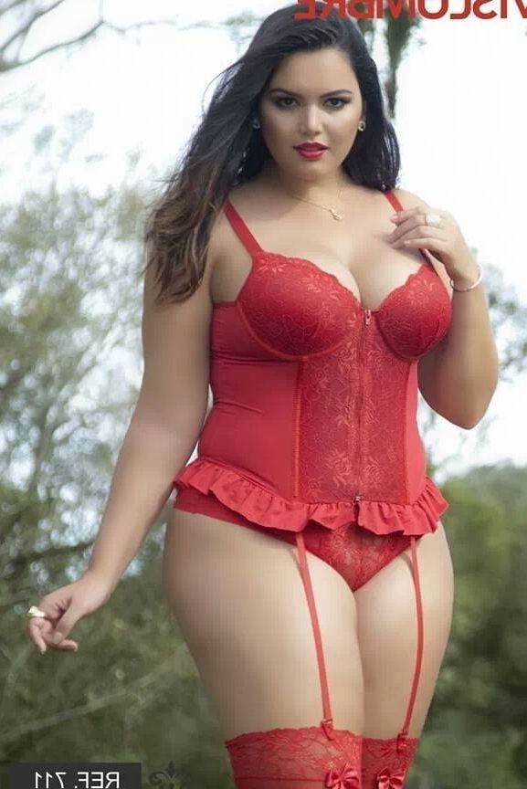 All Sizes, All Sexy - Basque