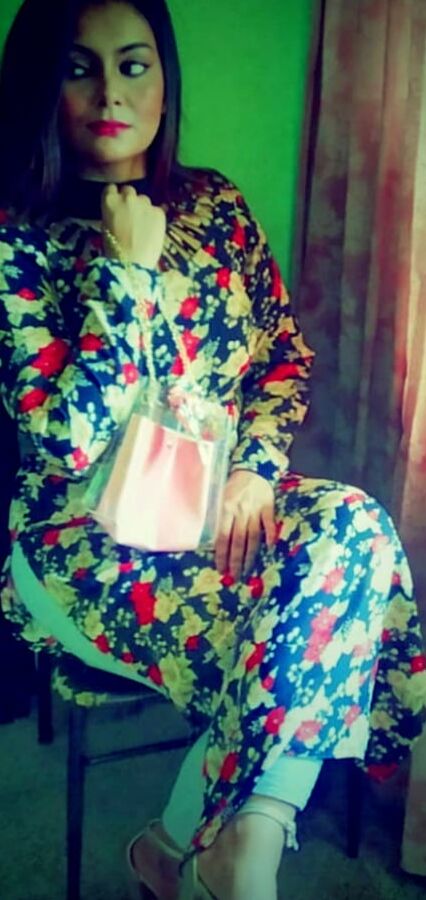 Yes its me and my fatty athlatic body