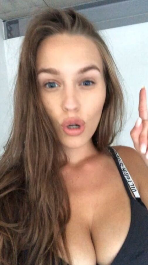 Laura Mueller
