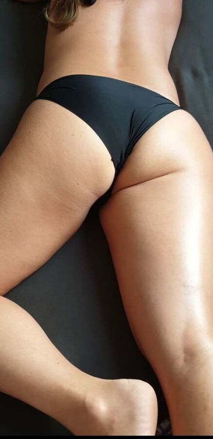 FRIEND&;S SEXY WIFE