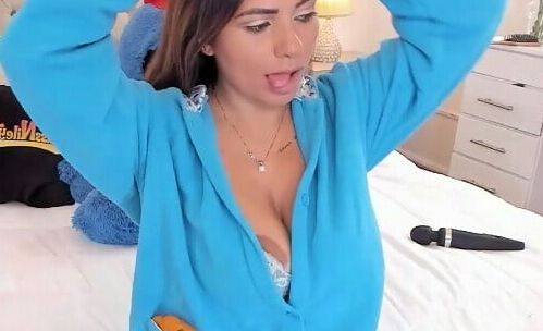Sexy Breasts Cam Model