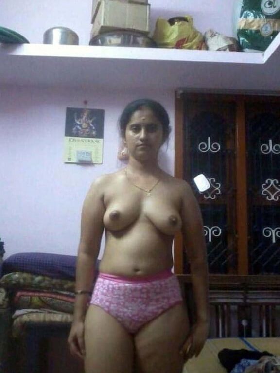 Janani ,Nude Tamil desi indian wife