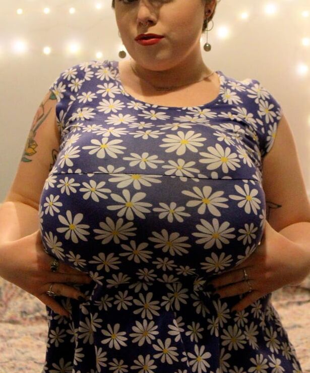Big and huge tits, nipples, saggy, chubby, puffy, bra marks!