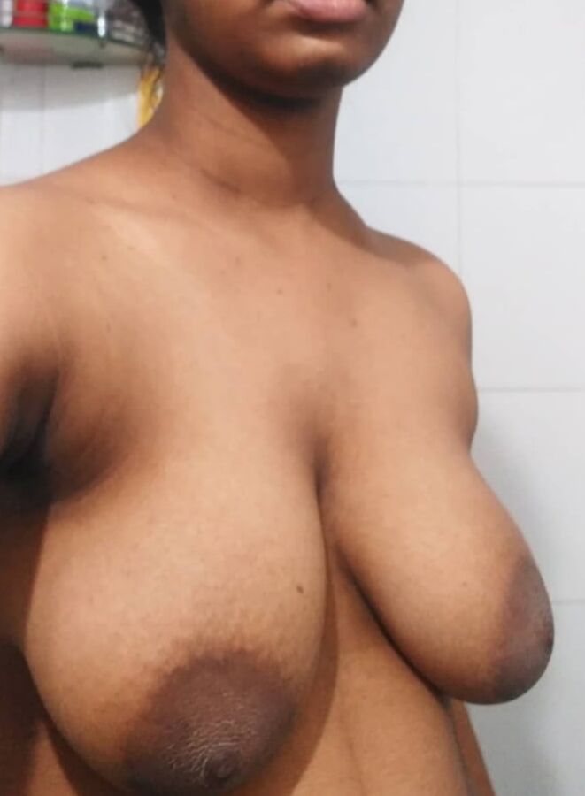 Girlfriend nude