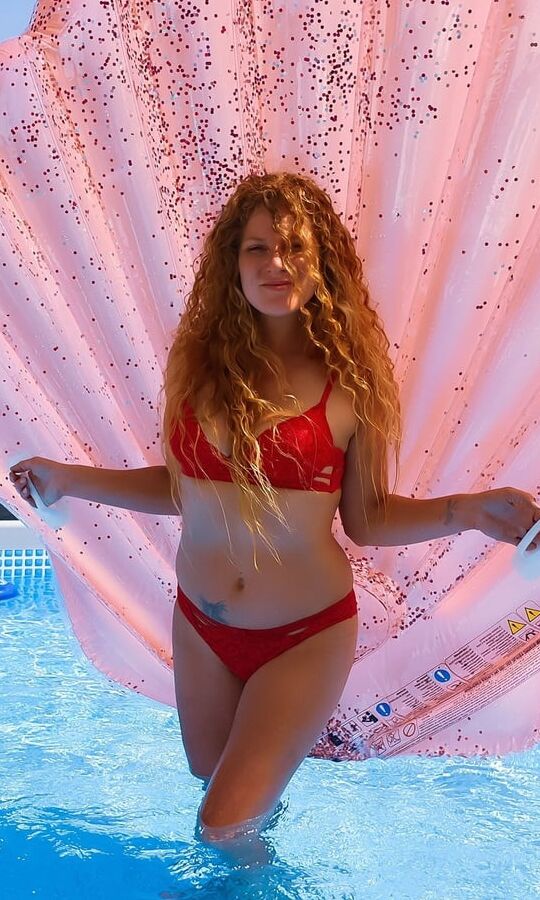 Hot horny amateur Dutch mom Diana