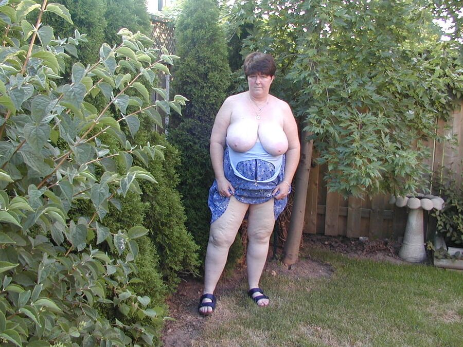 HOT MATURE PATRICIA FROM CANADA