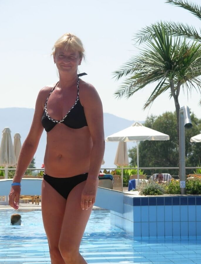 Exposed Hot slutty milf