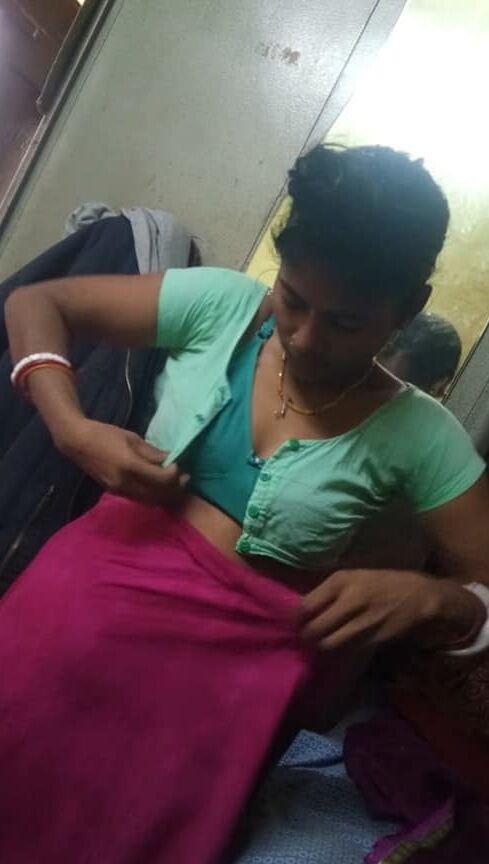 Indian bihari wife hot nude photos