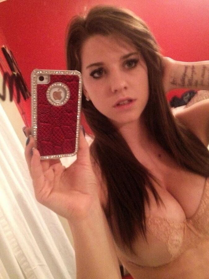 KBJ YGWBT Hot Fuck Doll Gets Married And Now Pregnant