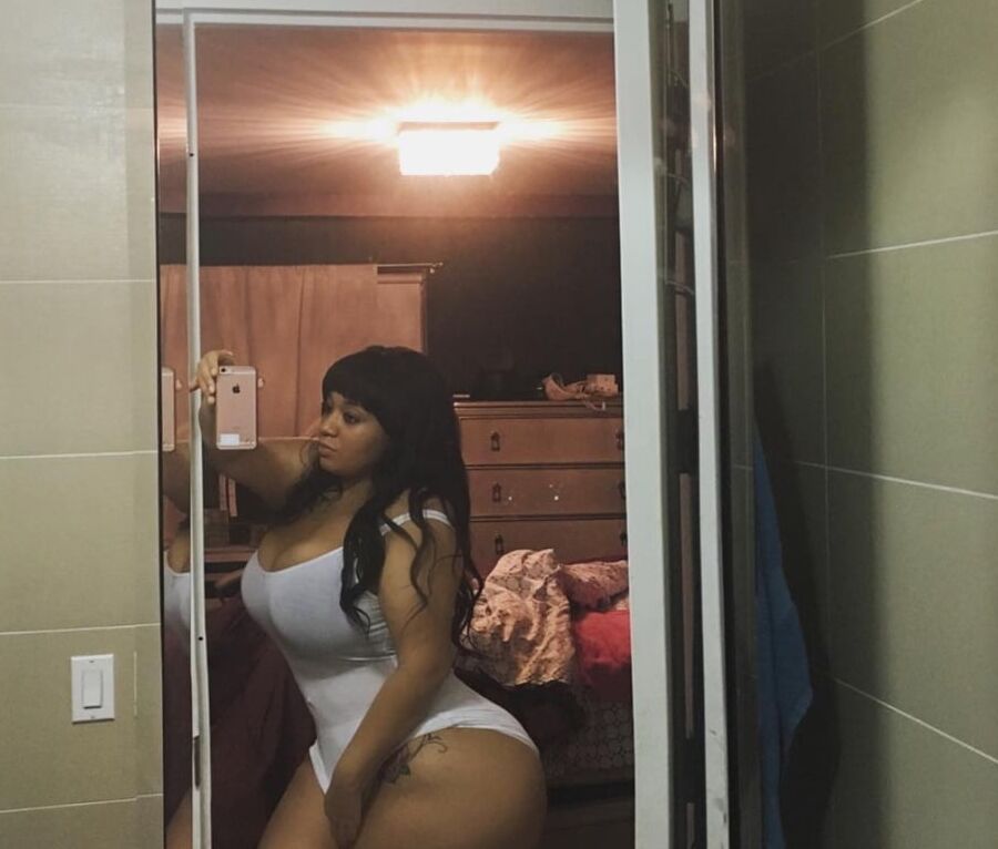 Curvy Redbone