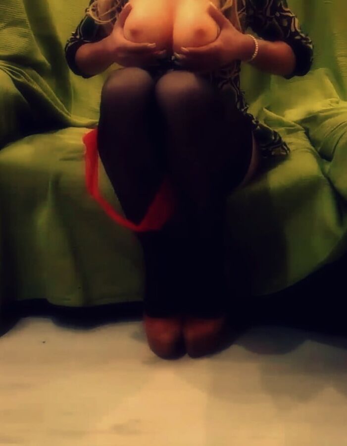 Tight-fitting mini sexy dress))