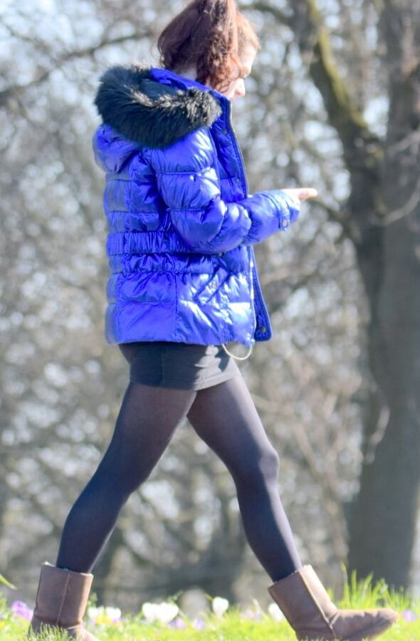 Street Pantyhose - Brit Slag in the Park