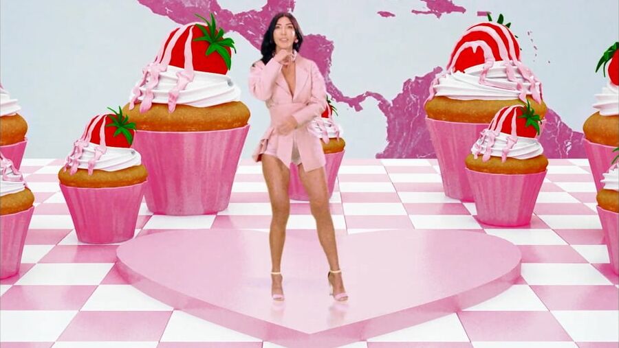 Hande Yener - Krema ()
