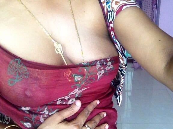 PAVITHRA AUNTY
