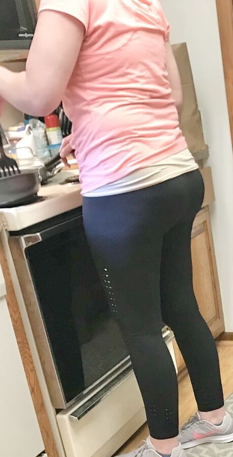 Wife in her gymshark pants with pics of panties she wore!