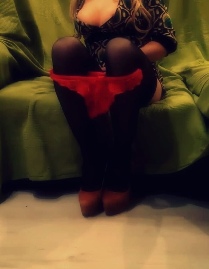 Tight-fitting mini sexy dress))