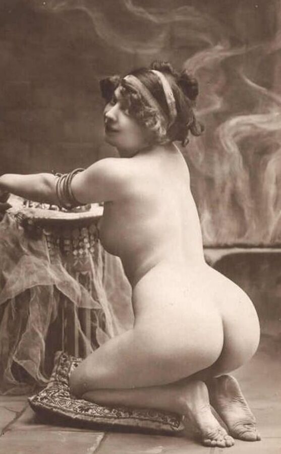 Vintage ladies backsides uncovered