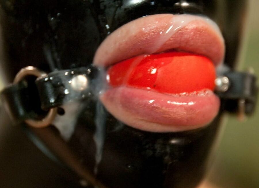 Girls in gag