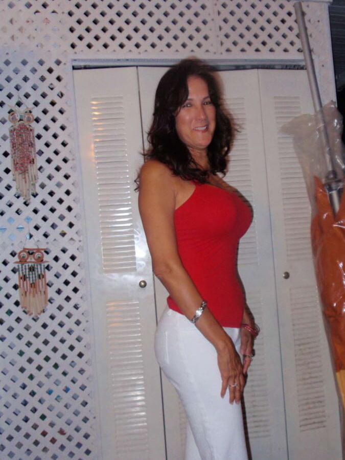 Love Big Hooters