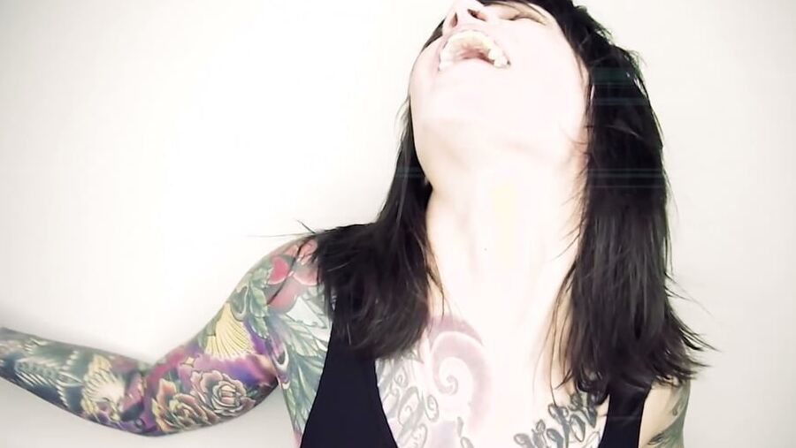 Rock Singer Renee Phoenix With Her Big Sexy Mouth Open