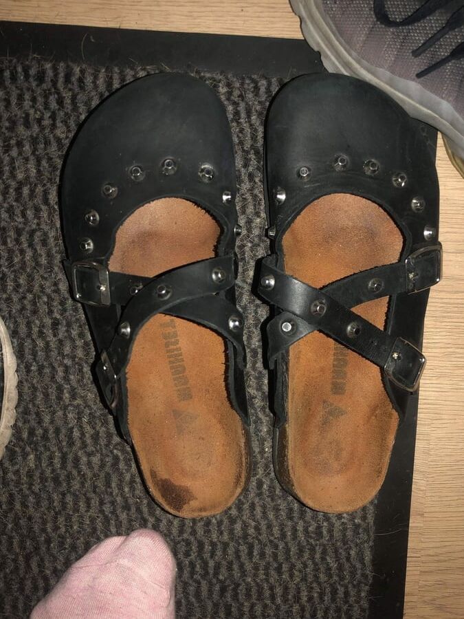 Ex-gf sandals