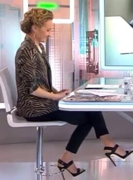 Caroline Roux