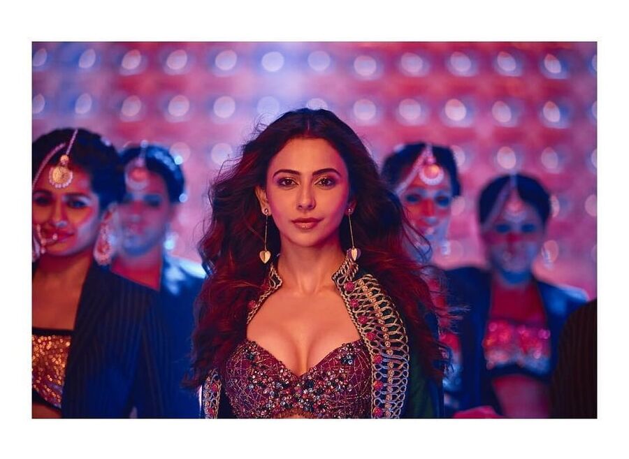 Rakul Lanja Aaaaaaaahhhhhhhhh!!!