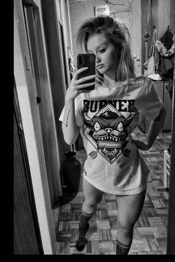Novosadska Madjarica drolja Serbian fit slut part
