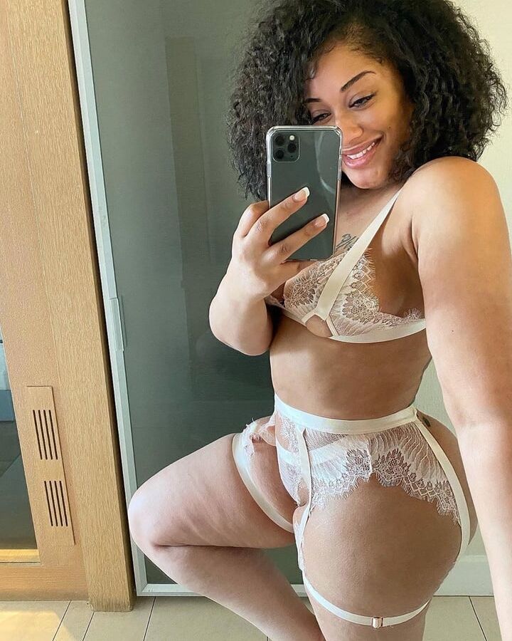 Sexy Ebony Mix Bbw Big tits Bj Lips
