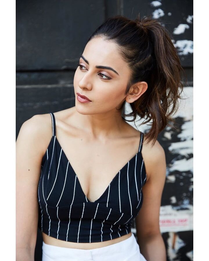 Rakul Lanja Aaaaaaaahhhhhhhhh!!!