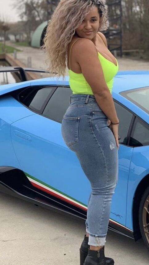 Beautiful Booty Girl From The Gram