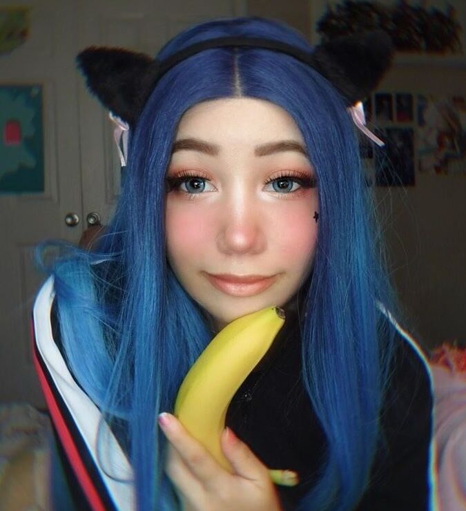 Mädchen lieben Bananen