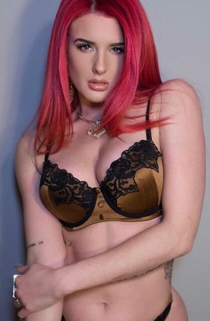 Baddie Of The Month(February )