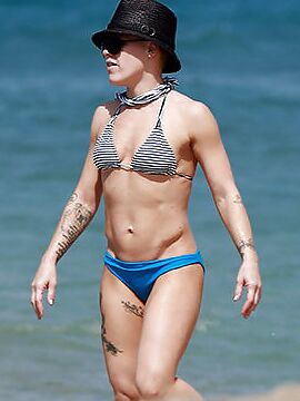 bitch in bikini
