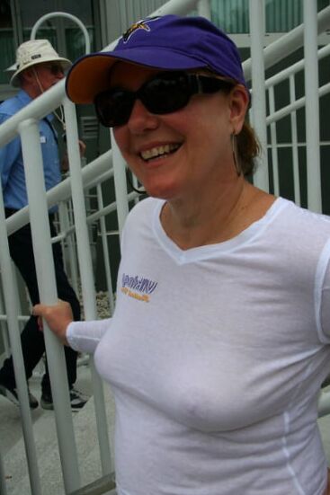 Braless Matures.