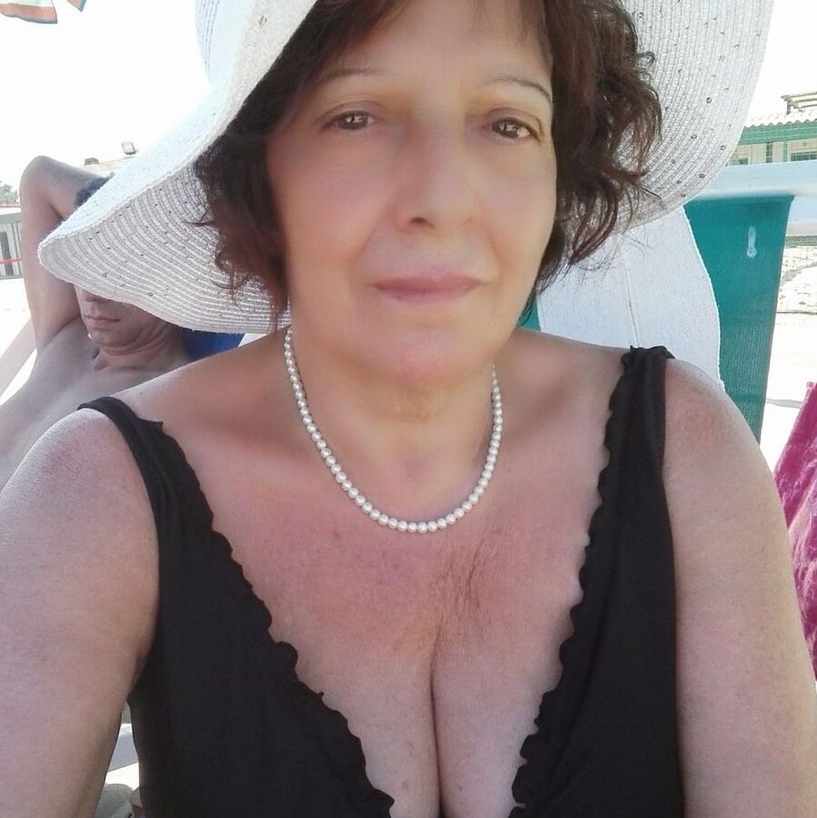 Giuliana Neri ... Faceb