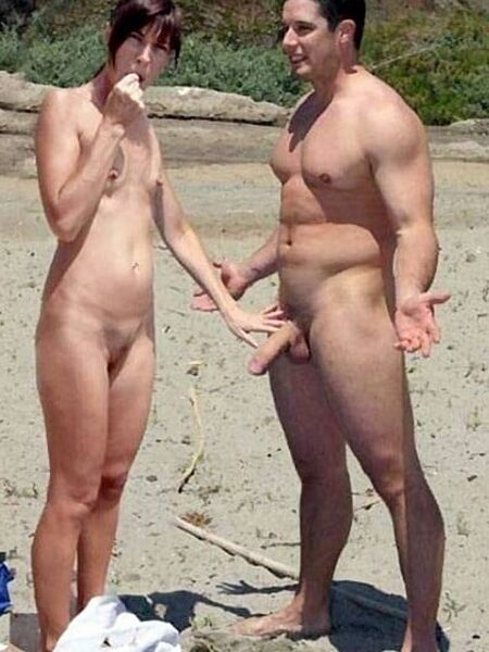 NAKED COUPLES