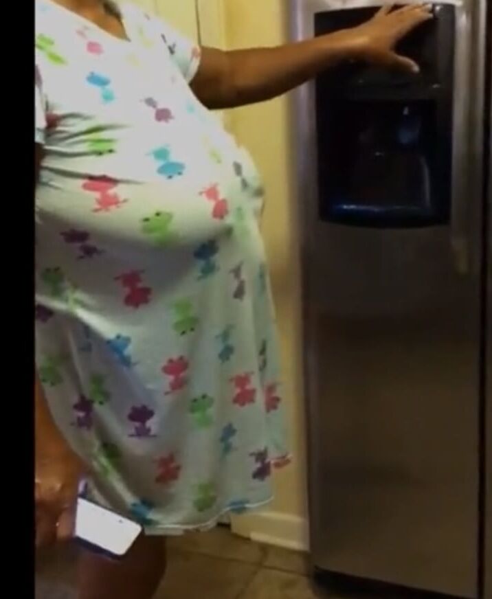Voyeur Braless mother