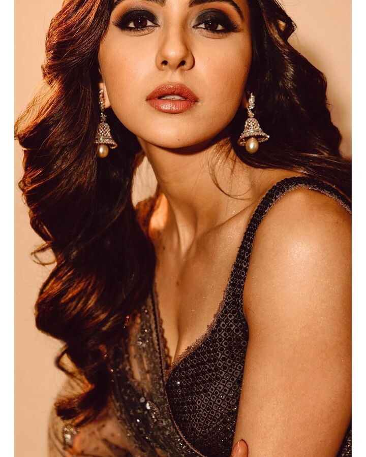 Rakul Lanja Aaaaaaaahhhhhhhhh!!!