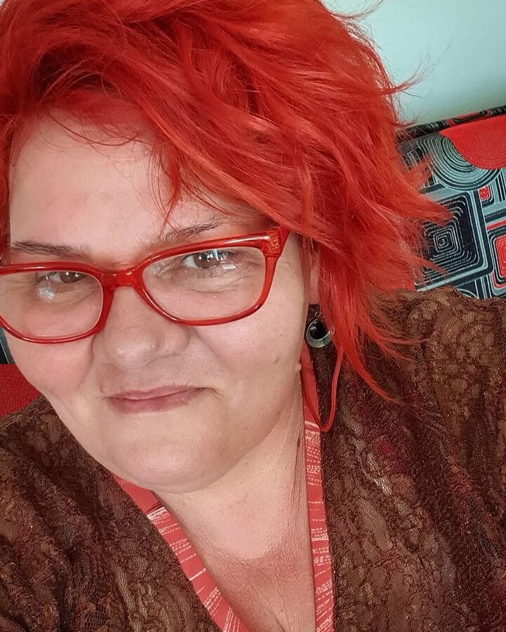 Coroa tezuda (bbw gilf)