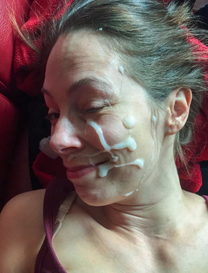 Amateur mature sluts always appreciate a nice facial