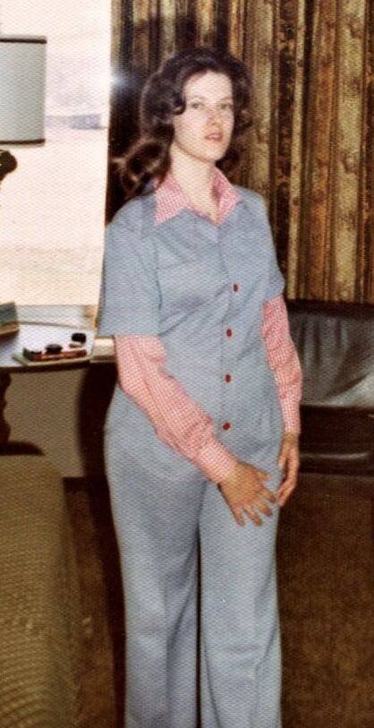 Vintage Amateur MILF Wife Model