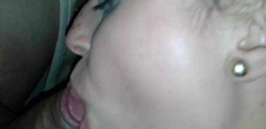 Putinha do corno do badoo